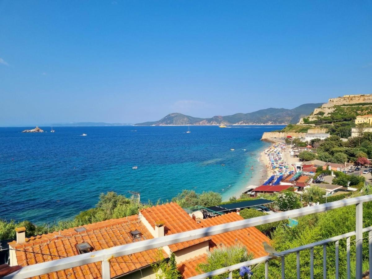 Appartamenti La Terrazza Sulle Ghiaie - Goelba Портоферайо Екстериор снимка