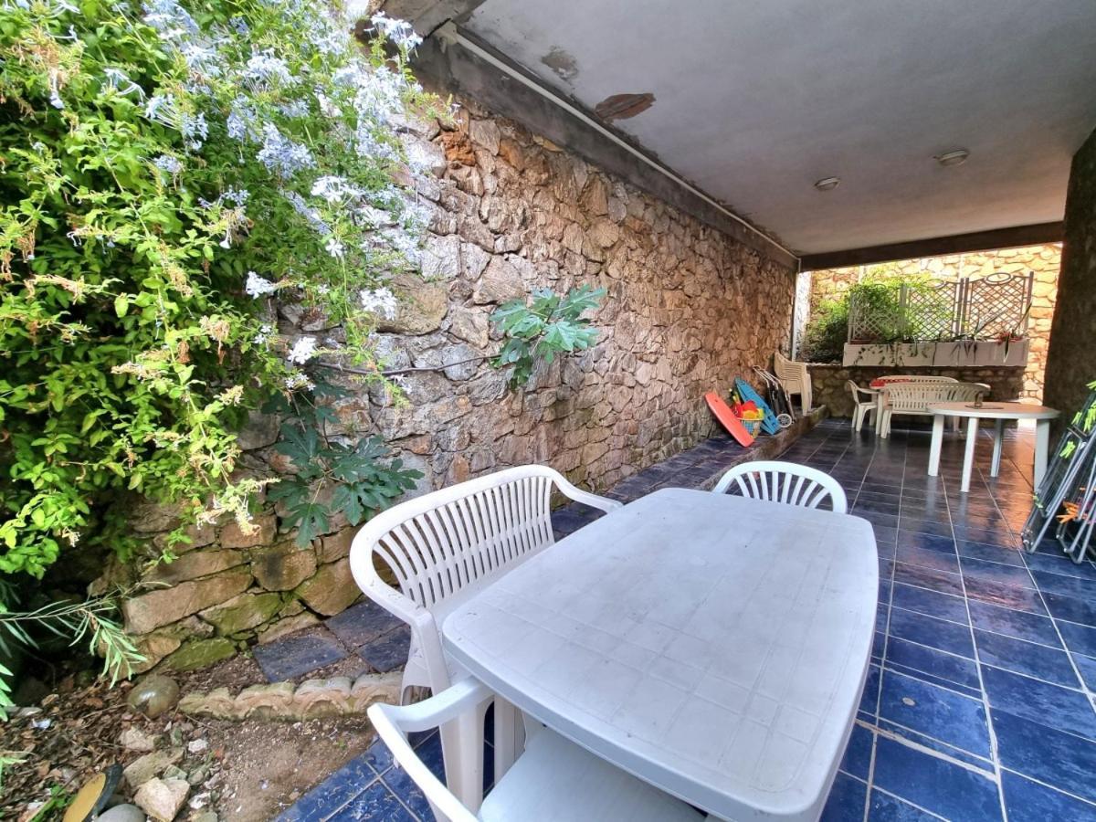 Appartamenti La Terrazza Sulle Ghiaie - Goelba Портоферайо Екстериор снимка