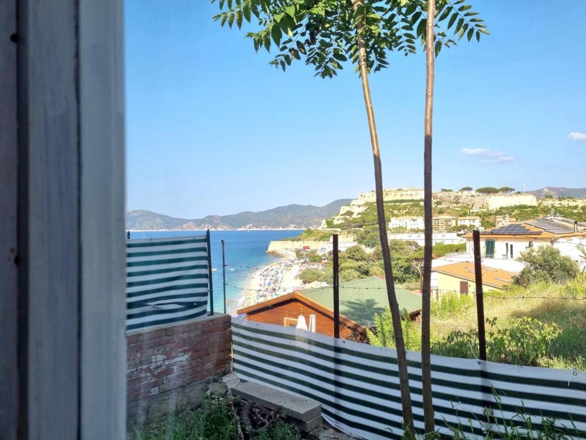 Appartamenti La Terrazza Sulle Ghiaie - Goelba Портоферайо Екстериор снимка
